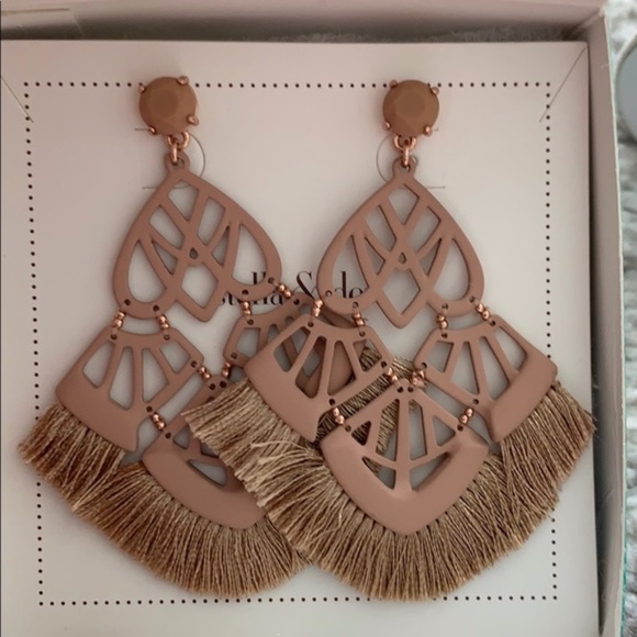 Stella & Dot Alexandria Earrings Taupe Blush Retired Statement Tassel 3” - Picture 11 of 11